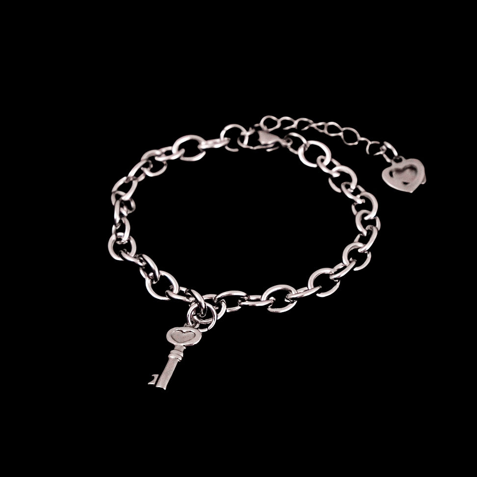 Key to deals heart bracelet